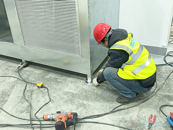 100立方冷庫配多大設備